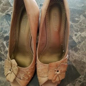 Seychelles Peep toe stacked heels